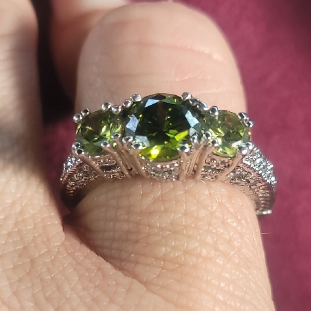 14K White Gold Treated Canary Halo Cluster Diamond Split Shank Bridal Ring 1.7ct